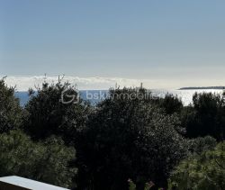 A louer APPARTEMENT T2 40 M2 TERRASSE VUE MER SAINT LAURENT DU VAR