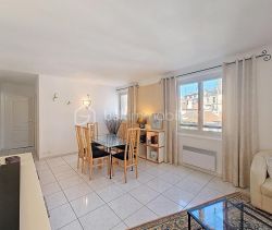 A louer APPARTEMENT T3 64 M2 BORD DE MER BIARRITZ