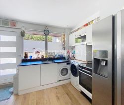 For rent: 1-bedroom apartment, 38 m², terrace, seaside, Cannes