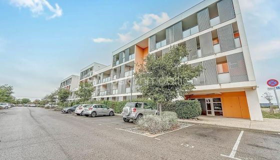 A louer STUDIO  25 M2 TERRASSE BORD DE MER NARBONNE