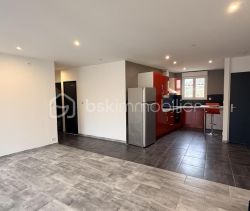 Apartment for rent, 2 bedrooms, 67 m², Thézan-lès-Béziers