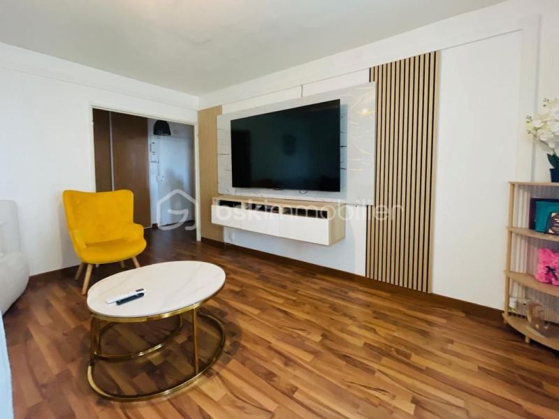 A louer APPARTEMENT T4 76 M2 BORD DE MER MARIGNANE