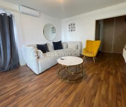 A louer APPARTEMENT T4 76 M2 BORD DE MER MARIGNANE