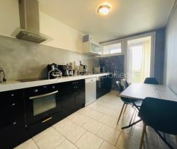 A louer APPARTEMENT T4 76 M2 BORD DE MER MARIGNANE