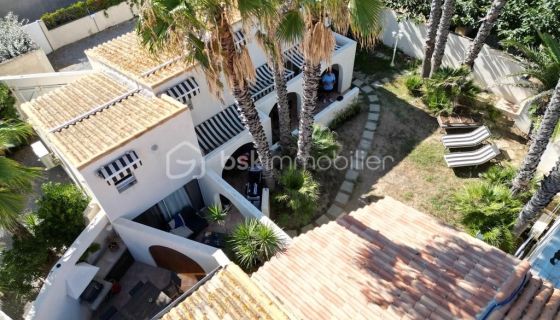 A louer APPARTEMENT T6 140 M2 TERRASSE VUE MER FRONTIGNAN