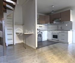 A louer APPARTEMENT DUPLEX T2 32 M2  BORDEAUX