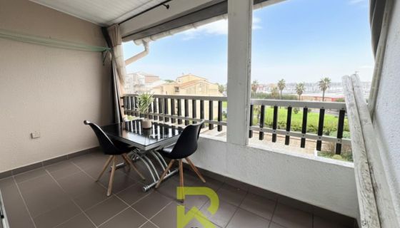 A louer APPARTEMENT DUPLEX T3 60 M2 TERRASSE BORD DE MER LE CAP D AGDE