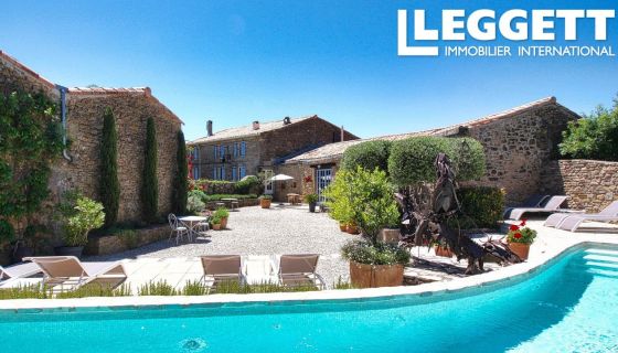 A louer APPARTEMENT  396 M2 TERRASSE  LODEVE