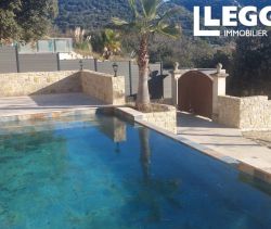 For rent: 9-room house, 151 m², Saint-André-de-Roquepertuis