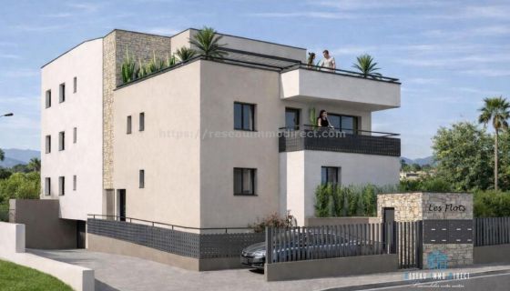 A louer APPARTEMENT DE PRESTIGE T3 72 M2 TERRASSE BORD DE MER SAINT AYGULF