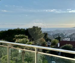 A louer APPARTEMENT DE PRESTIGE T4 101 M2 TERRASSE VUE MER LE CANNET