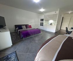 A louer STUDIO NEUF  35 M2 BORD DE MER VILLENEUVE LOUBET