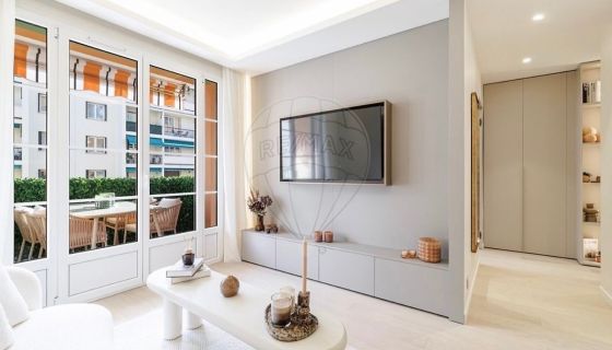 A louer APPARTEMENT DE PRESTIGE T2 36 M2 TERRASSE VUE MER NICE