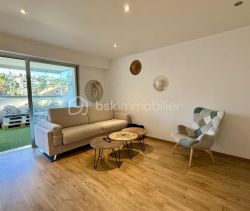 A louer APPARTEMENT T2 45 M2 BORD DE MER MANDELIEU LA NAPOULE