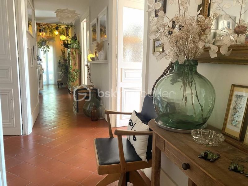 For rent: 6-room apartment, 108 m², seaside, Frontignan