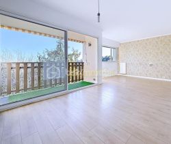 A louer APPARTEMENT T4 69 M2 VUE MER CANNES