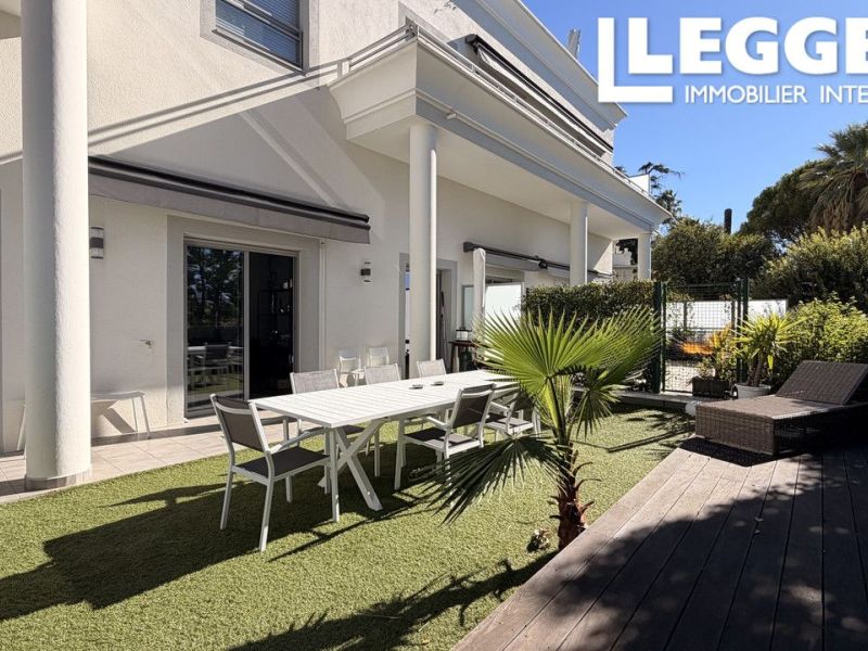 A louer APPARTEMENT T2 64 M2 TERRASSE BORD DE MER NICE