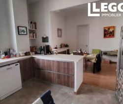 A louer APPARTEMENT T6 149 M2 BORD DE MER NICE