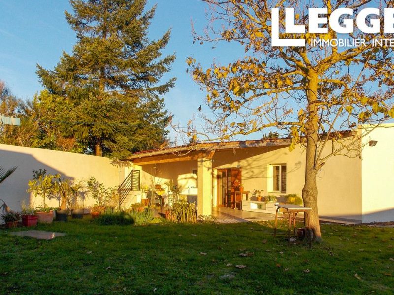 A louer MAISON  6 PIECES 170 M2  VILLESEQUELANDE