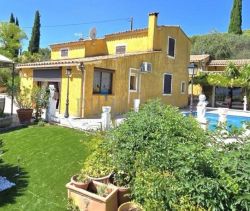 House for rent, 8 rooms, 167 m², Draguignan