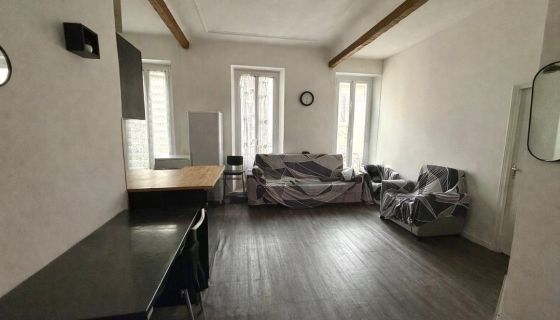 A louer APPARTEMENT T3 55 M2  MARSEILLE 4EME