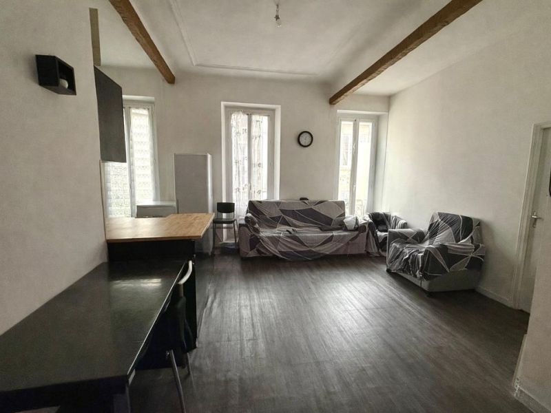 Se alquila apartamento de 2 habitaciones, 55 m², Marsella, distrito 4