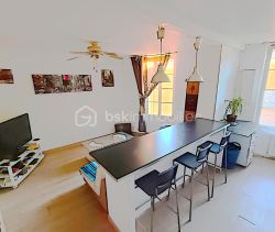 For rent: 2-bedroom apartment, 54 m², beachfront, La Seyne-sur-Mer