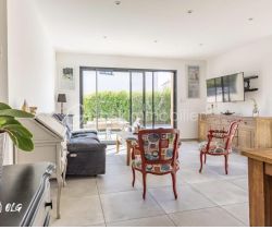 A louer LOFT  CONTEMPORAINE BORD DE MER LANSARGUES