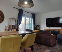 5-ROOM LOFT FOR RENT, 100 M2, SEAFRONT, SAINT CYPRIEN