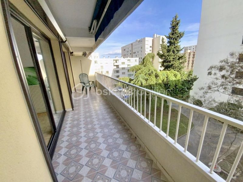 A louer APPARTEMENT T4 74 M2  MONTPELLIER