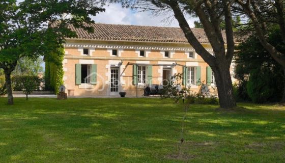For rent: 10-room farmhouse, 221 m², Saint Antoine sur l'Isle