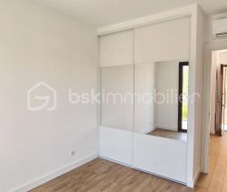 For rent: Brand new 1-bedroom apartment, 45 m², terrace, seaside, Pietrosella
