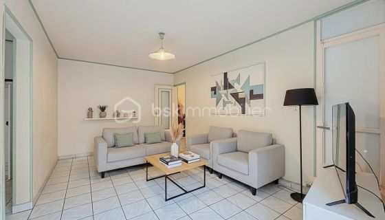 A louer APPARTEMENT T3 73 M2  MONTPELLIER