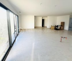 A vendre MAISON  4 PIECES 130 M2  BEZIERS