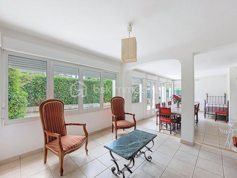 A louer MAISON  7 PIECES 158 M2 BORD DE MER SIX FOURS LES PLAGES