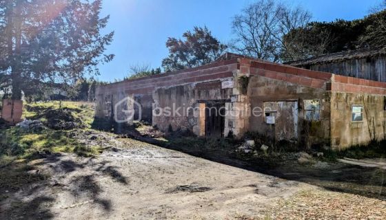 For sale LAND 736 M2 736 M2 CERCOUX