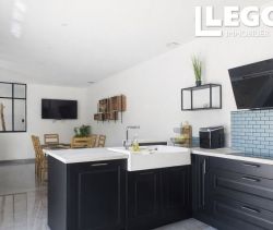 Contemporary house for rent by the sea in Angoulins