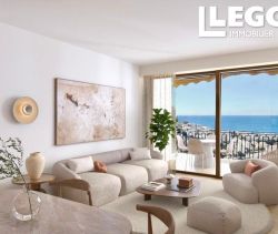 Luxury 1-bedroom apartment for rent, 60 m², with terrace, beachfront, Nice