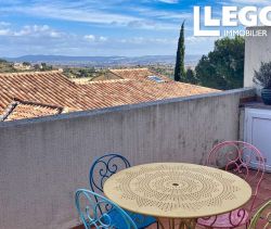 For rent: 4-room duplex apartment, 103 m², terrace, Clermont-l'Hérault