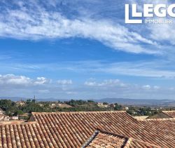 For rent: 4-room duplex apartment, 103 m², terrace, Clermont-l'Hérault