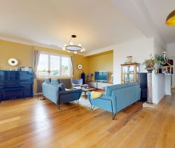 A vendre VILLA COSSUE DES ANNEES 70 RENOVEE