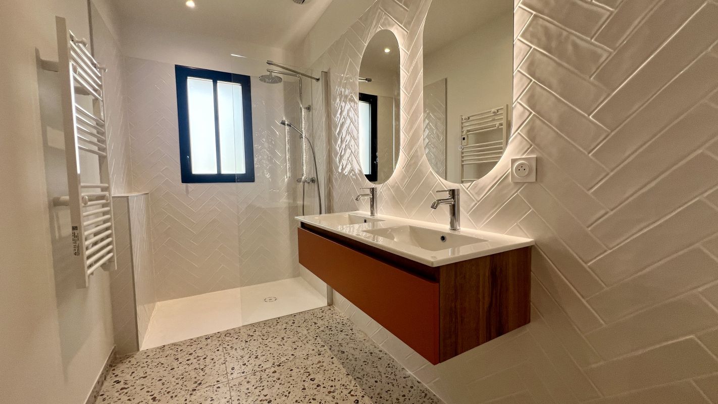 95e001c38127c3521cbec9209c37983d