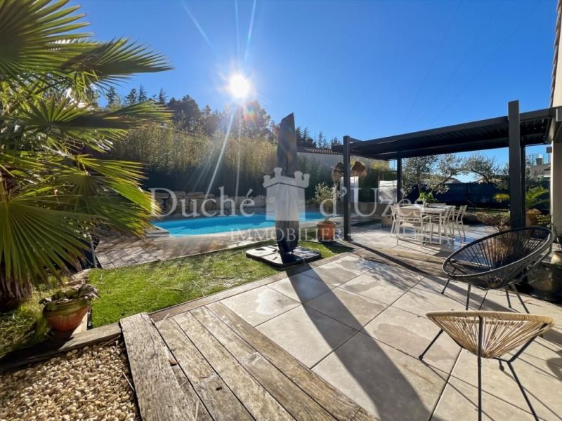 House for rent, 4 rooms, 90 m², Uzès