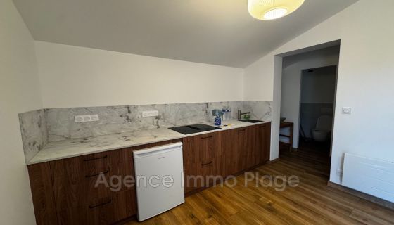 For sale: 7-room house, 173 m², seaside, Naujac-sur-Mer