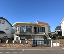 For sale: 6-room house, 130 m², seaside, Saint Gilles Croix de Vie