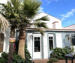 For sale: 6-room house, 175 m², seafront, Saint Gilles Croix de Vie