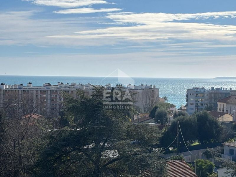 A louer APPARTEMENT T3 70 M2 TERRASSE VUE MER CAGNES SUR MER