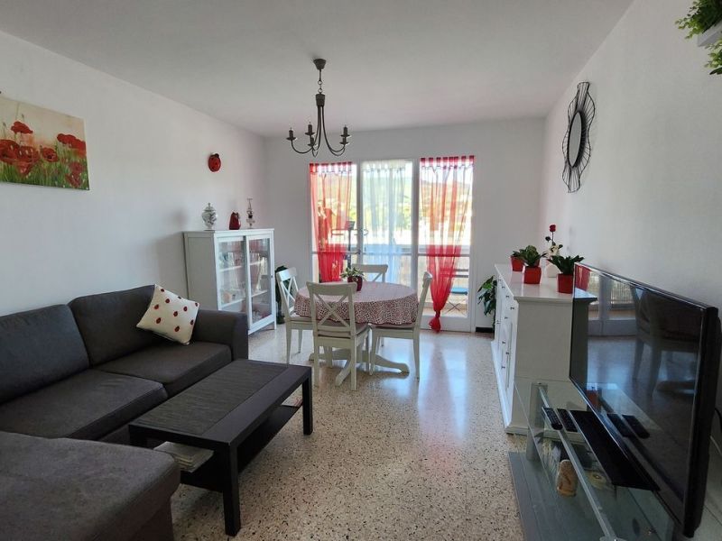 A louer APPARTEMENT T3 67 M2 BORD DE MER LA CIOTAT