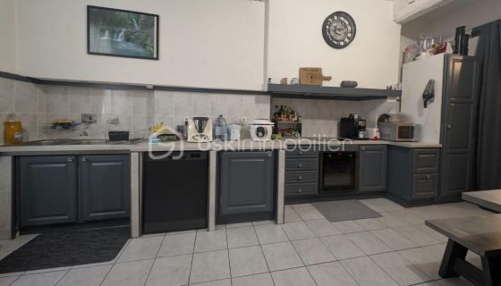 A louer MAISON  DE MAîTRE  GIGNAC