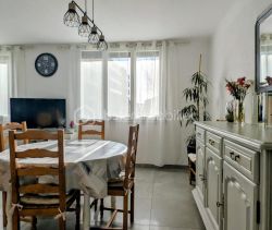 For rent: 2-bedroom apartment, 66 m², seaside, Frontignan